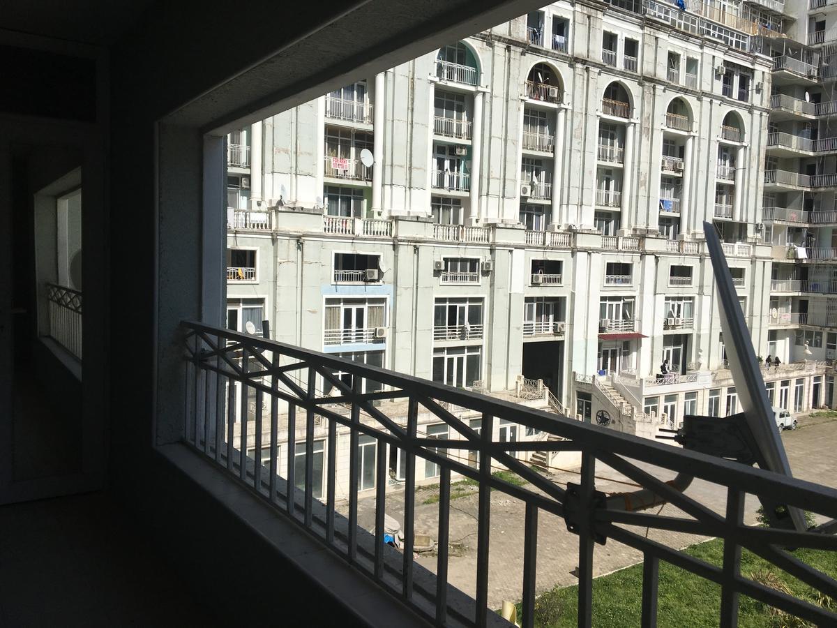 Apartment Magnolia 206 Batumi Esterno foto